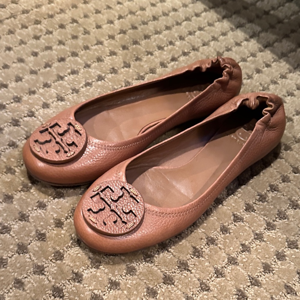 Tory Burch Women's Tan Leather Flats